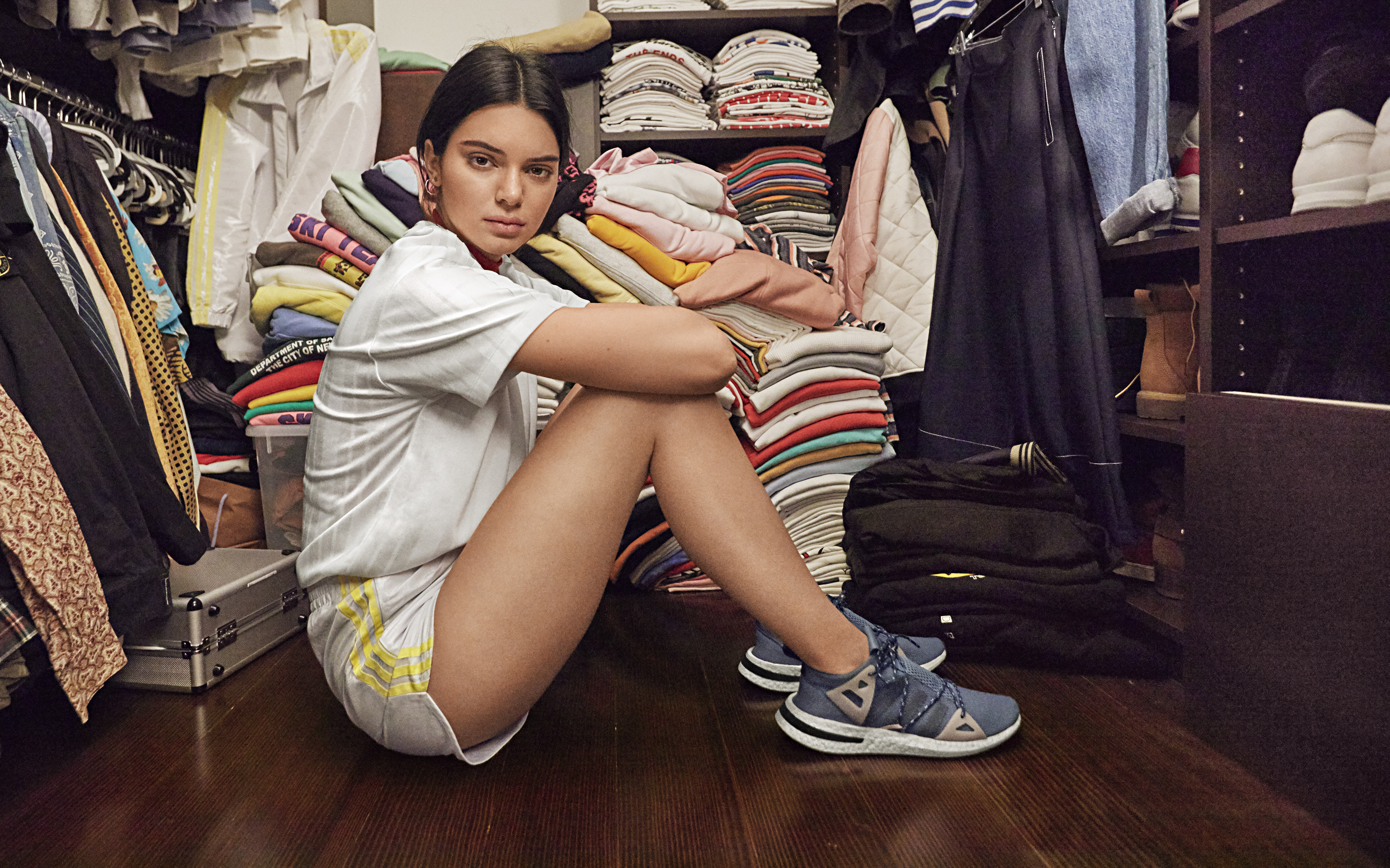 Kendall Jenner's Adidas Sneakers at Basketball Game | POPSUGAR Fashion