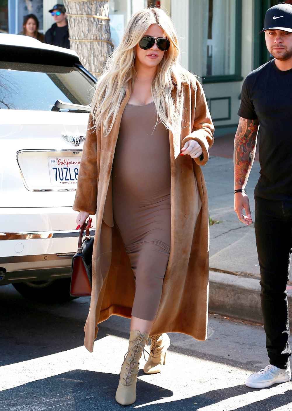 Khloe Kardashian Healthy and Strong Pregnancy
