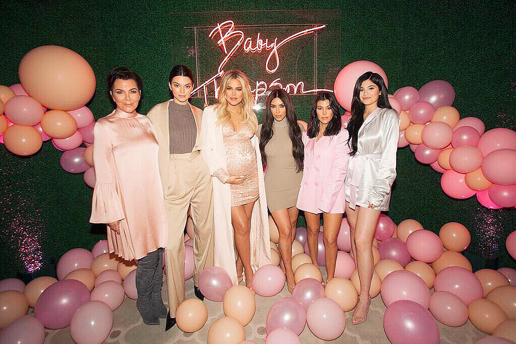 Kris Jenner, Kendall Jenner, Khloe Kardashian, Kim Kardashian West, Kourtney Kardashian, Kylie Jenner, Baby Shower, Pink