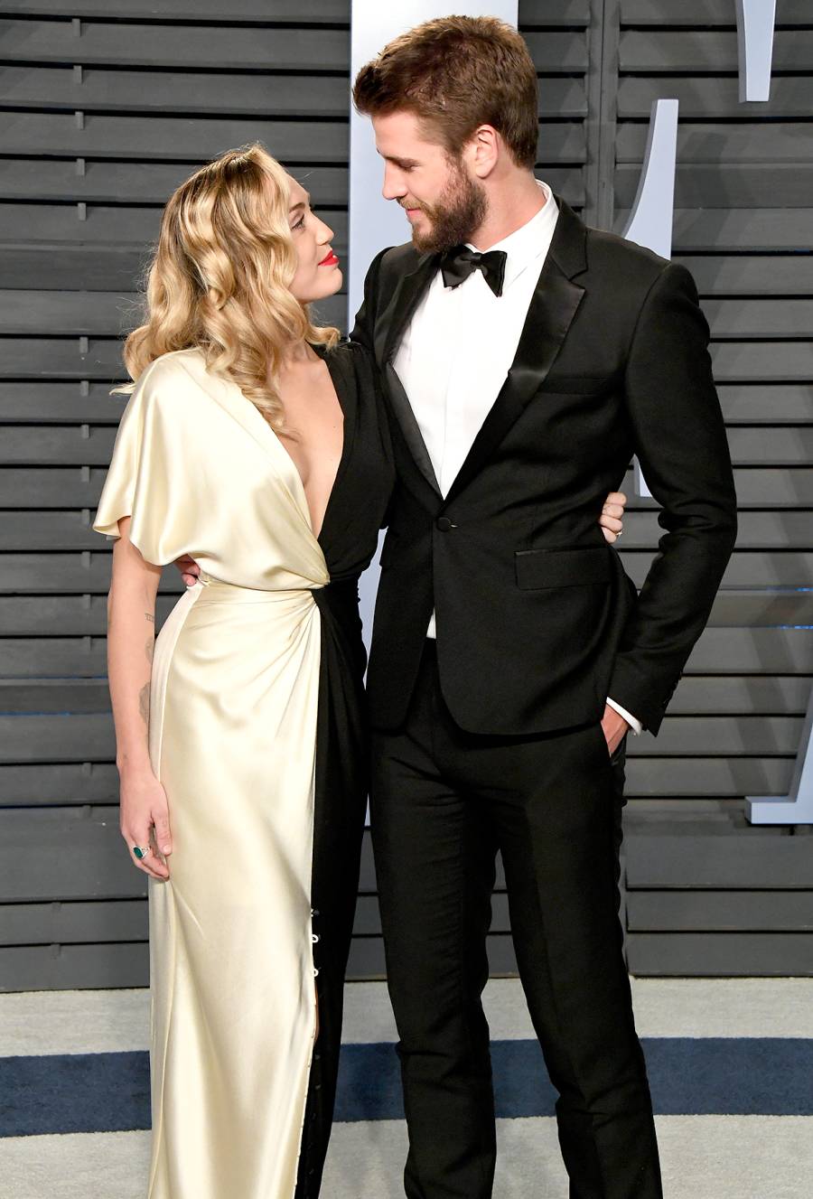 liam-hemsworth-miley-cyrus-oscars-3