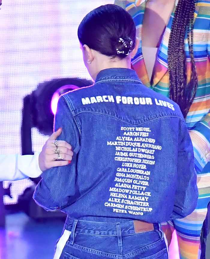 Millie Bobby Brown, March For Our Lives, Shirt, Favorite TV Actress, Nickelodeon,'2018 Kids' Choice Awards