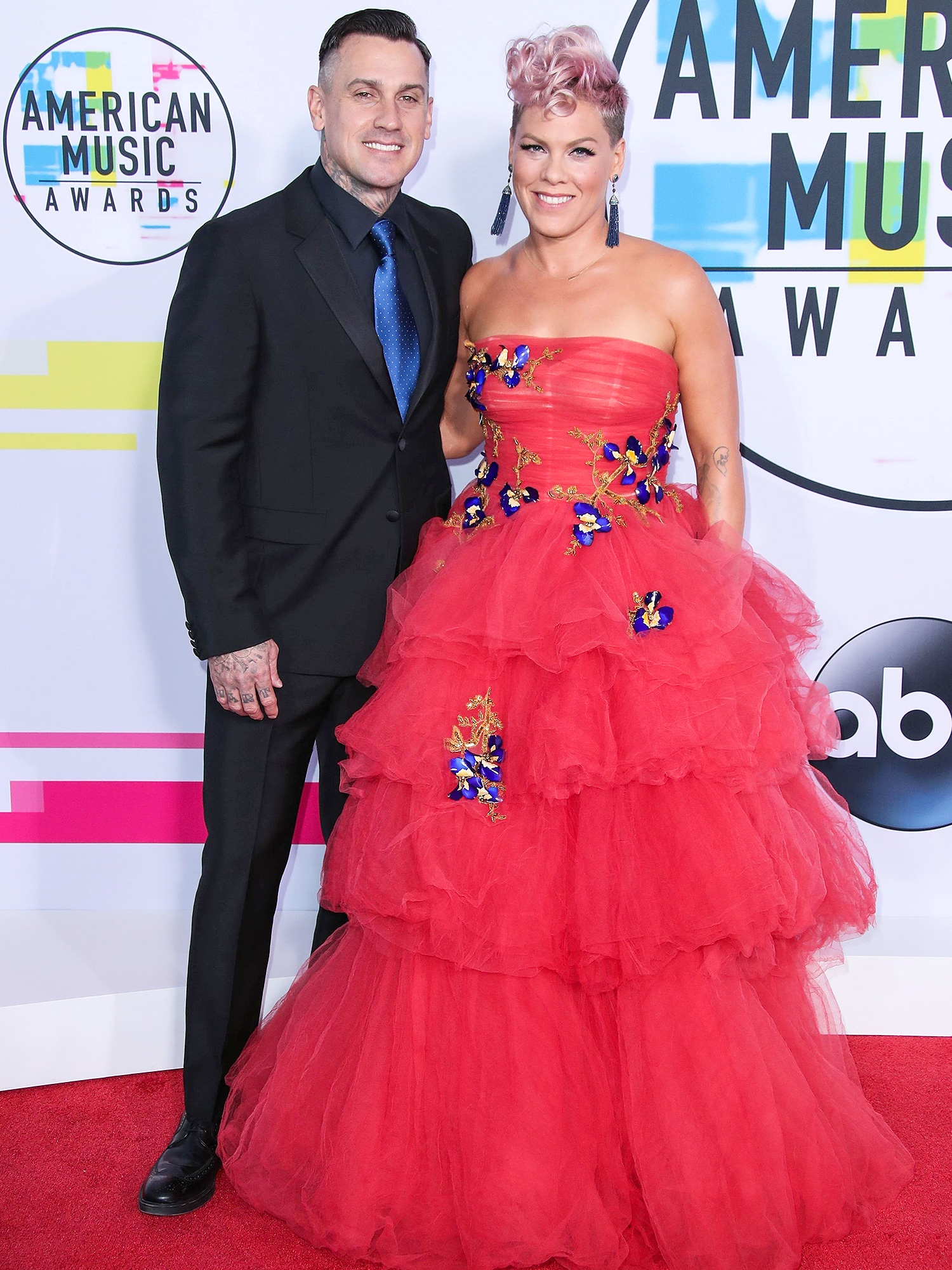 Pink, Carey Hart, Daughter, Shaved Head