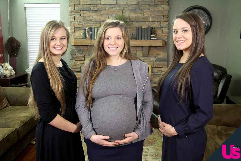Pregnant-Joy-Jinger-Kendra-Holding-Bellies Duggar