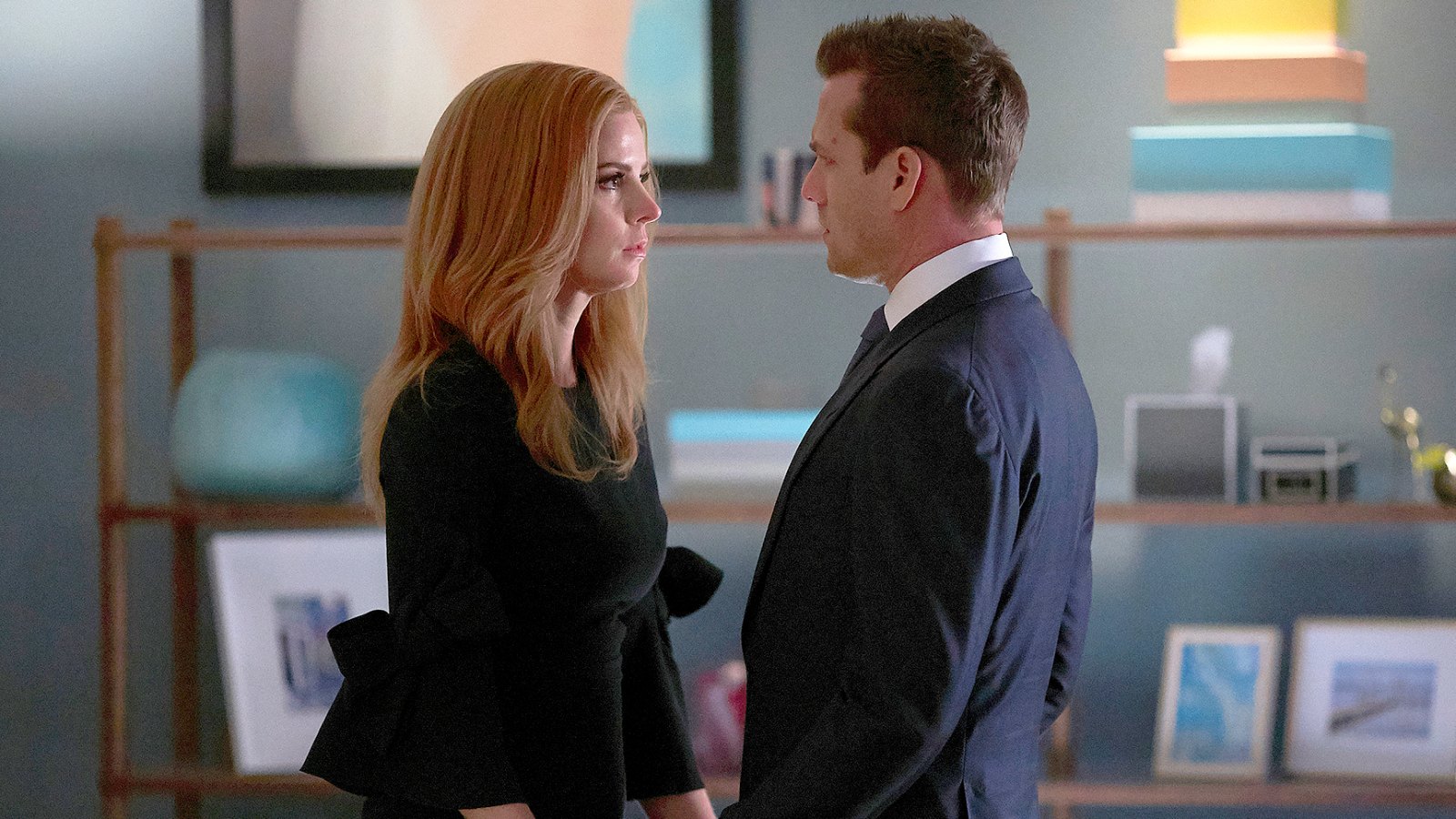 when do donna and harvey start dating