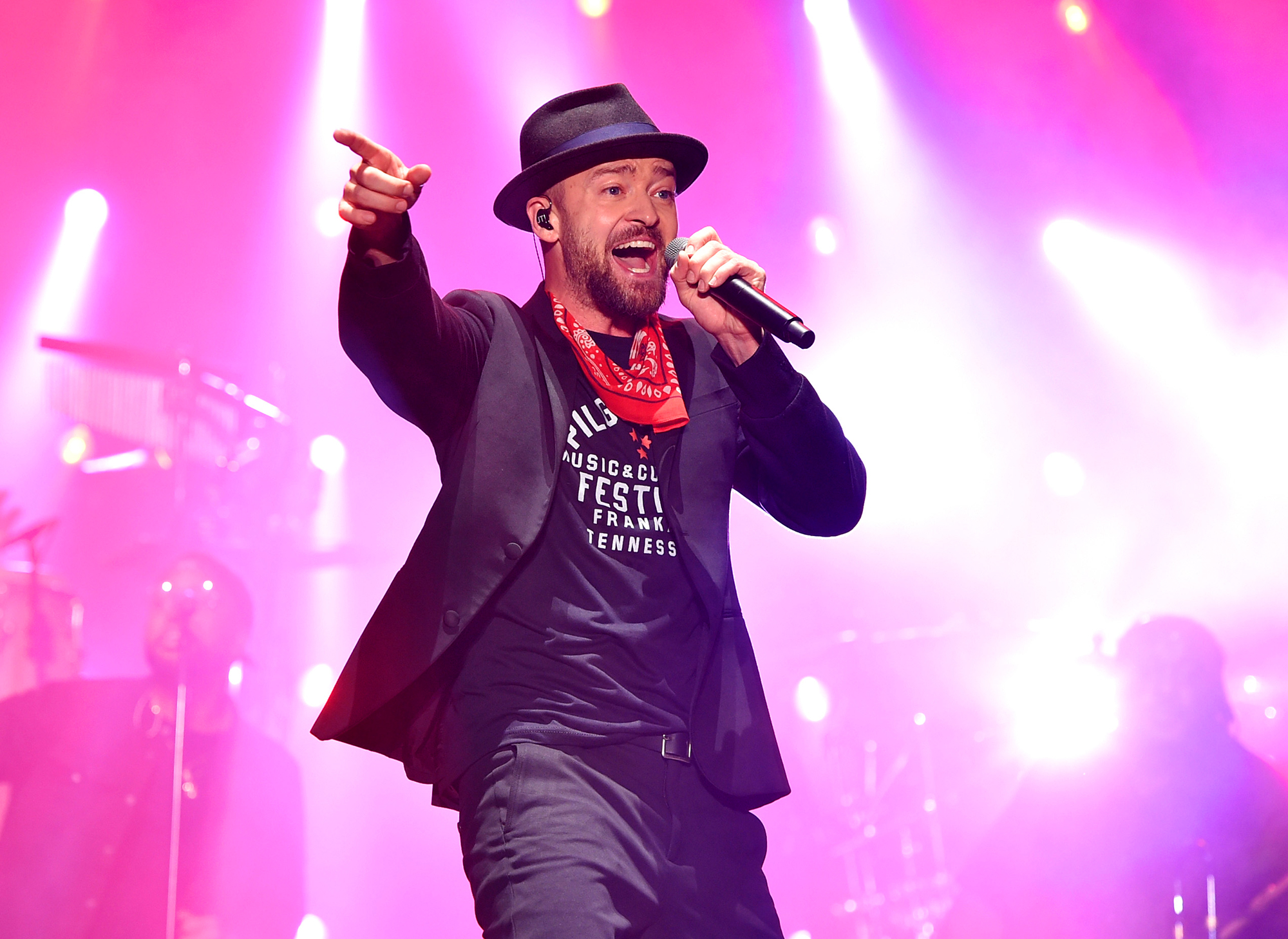 Justin Timberlake tour 2018 family silas