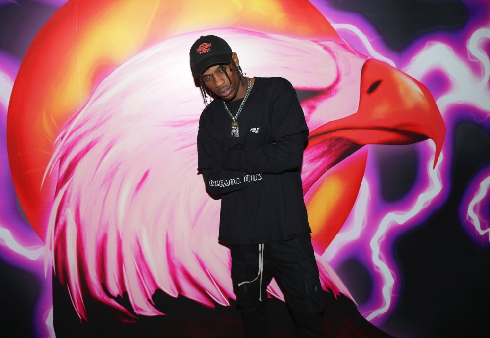 Kris Jenner and Kylie Jenner travis scott paternity