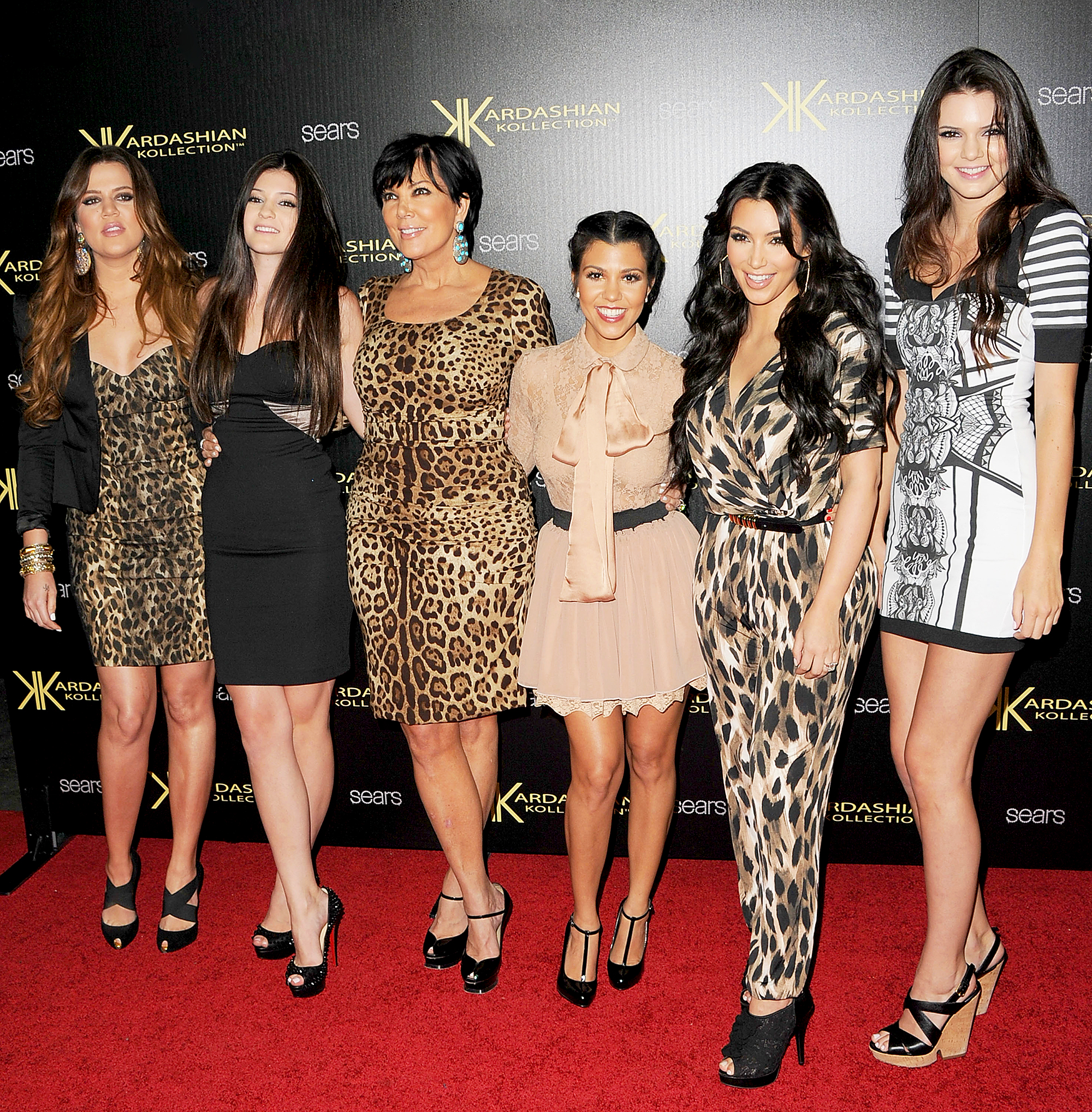 Kim Kardashian Is Nearly Unrecognizable In Spooky 'American Horror