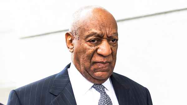Bill Cosby arrives to Montgomery County Courthouse during sexual assault retrial on April 4, 2018 in Norristown, Pennsylvania.