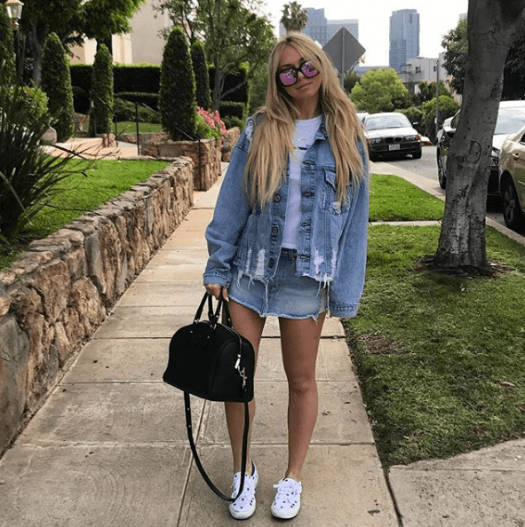 Corinne Olympios Catch August 2017 – Star Style