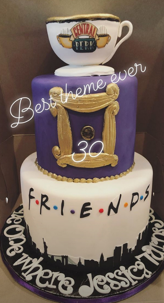 Jessie James Decker Has A Friends Themed 30th Birthday Pics