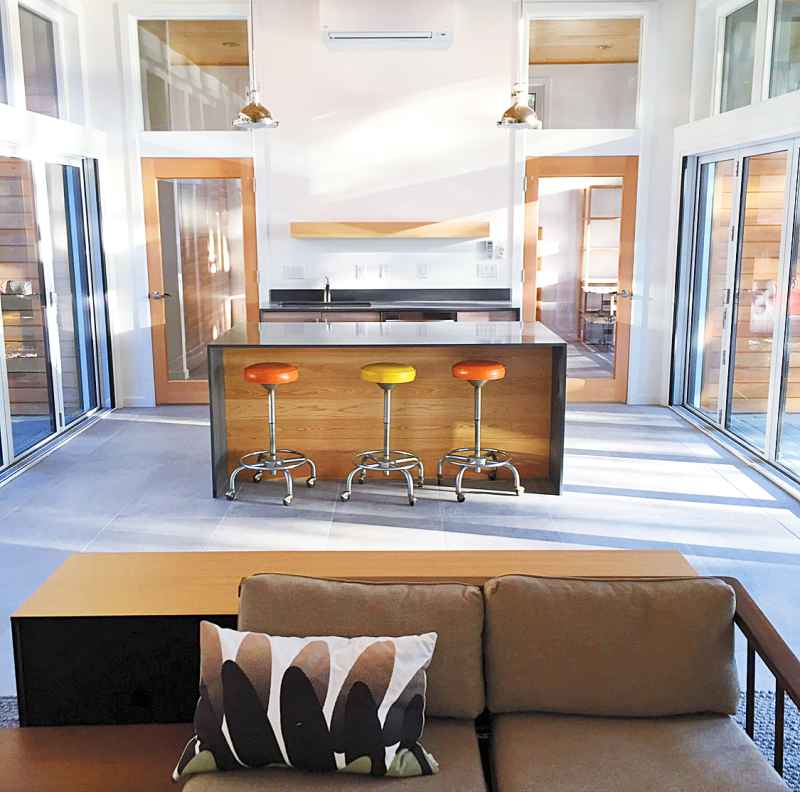 Trading Spaces Stars Take Us Inside Their Homes Ty Pennington Porch