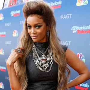 Tyra Banks nose job