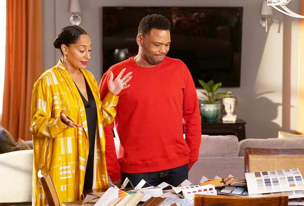 Tracee Ellis Ross and Anthony Anderson in ‘Black-ish‘
