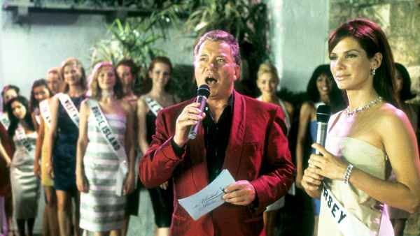 William Shatner and Sandra Bullock in ‘Miss Congeniality'