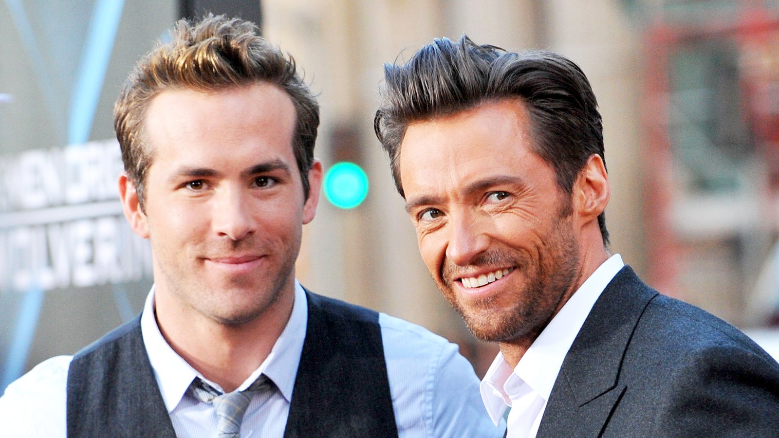 Ryan Reynolds and Hugh Jackman arrive at the Los Angeles Industry 2009 Screening "Xmen Origins: Wolverine" at Grauman's Chinese Theater in Hollywood, California.