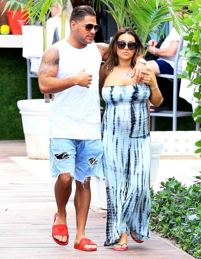 Ronnie Ortiz-Magro and Jen Harley step out in Miami, Florida on February 2, 2018.