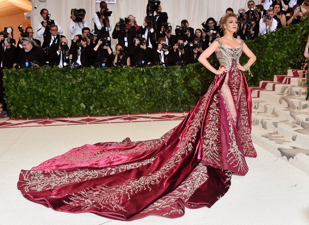 Met Gala 2018 Red Carpet Fashion, See Stars Dresses, Gowns