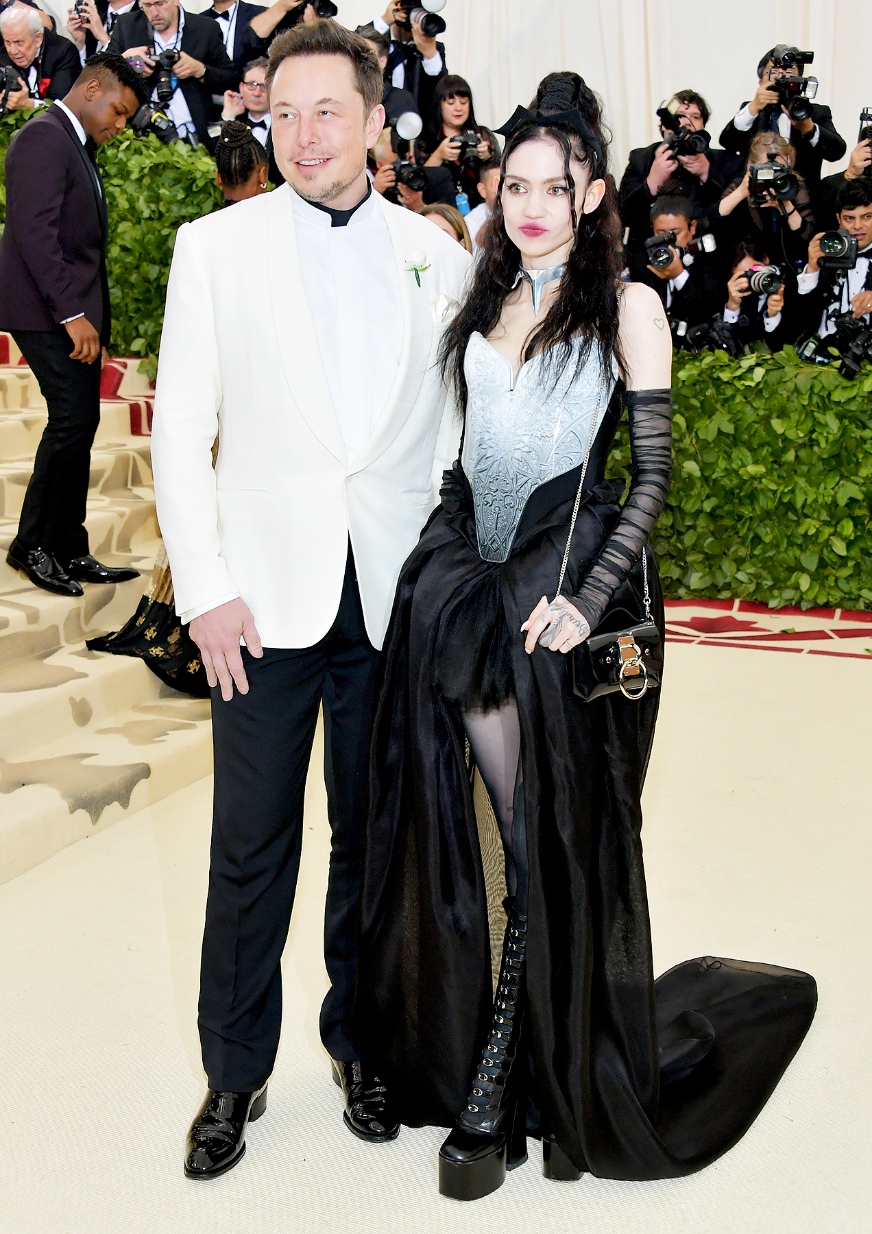 Elon Musk Steps Out With New Girlfriend Grimes at Met Gala 2018 | Hot