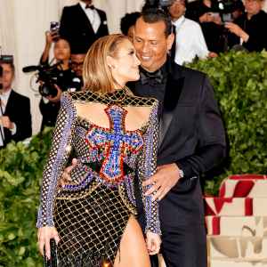Jennifer-Lopez-and-Alex-Rodriguez