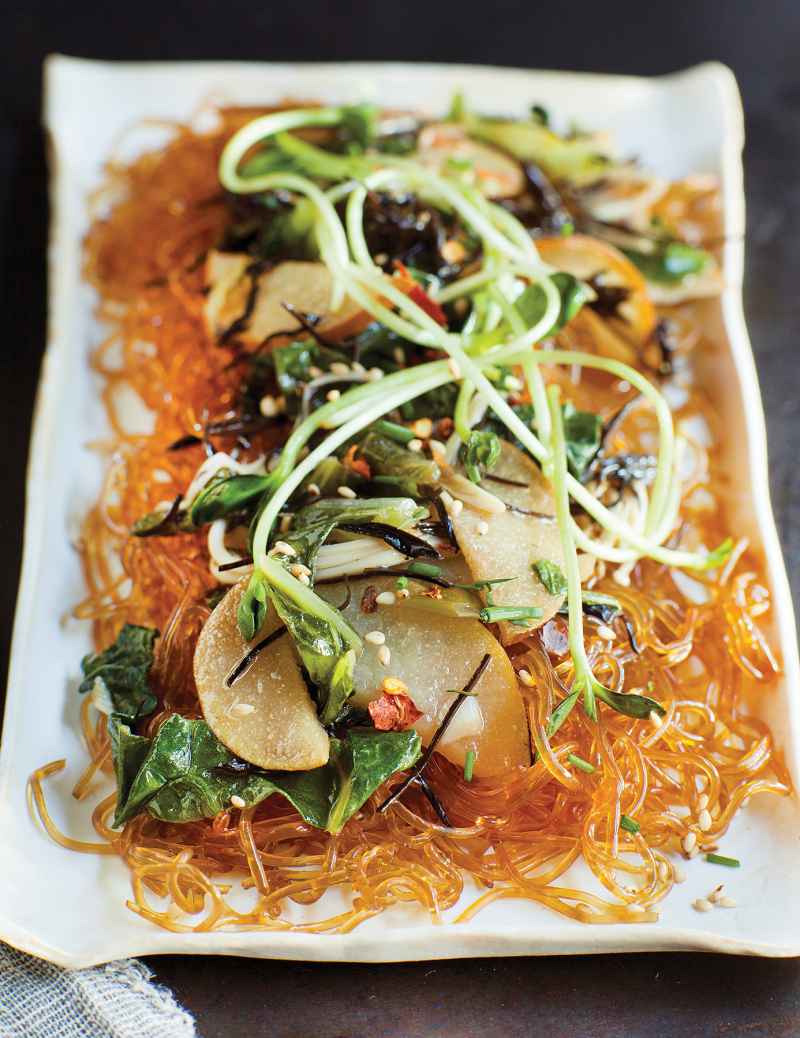 Korean-Kelp-Noodles-with-Napa-Cabbage-and-Asian-Pears