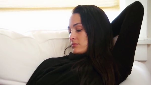 Nikki Bella crying Total Bellas