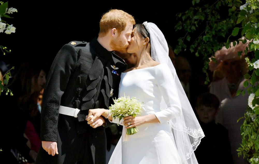 prince-harry-meghan-markle-wedding-kiss