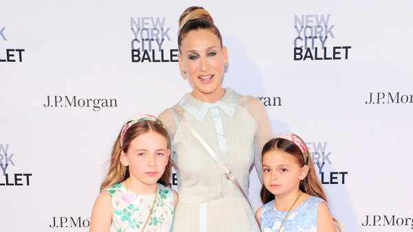 Sarah-Jessica-Parker-and-daughters