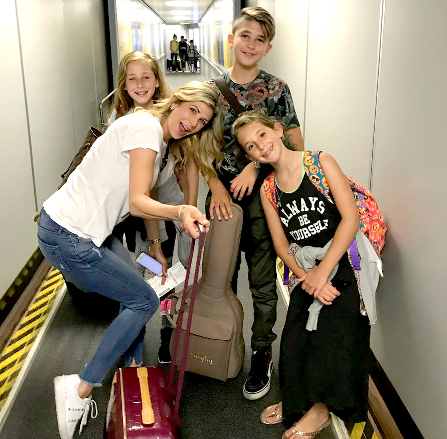 Alexis-Bellino-and-kids