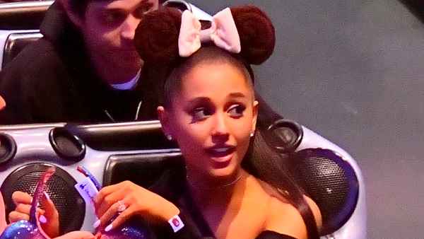 Ariana-Grande-Pete-Davidson-engagement-ring-disney