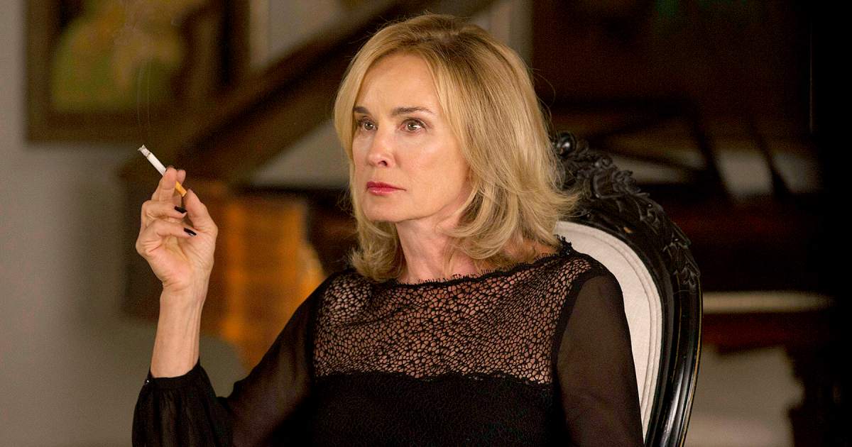 does jessica lange smoke cigarettes in real life AHS without a scene of Jessica Lange smoking Jessica Lange Returns to American