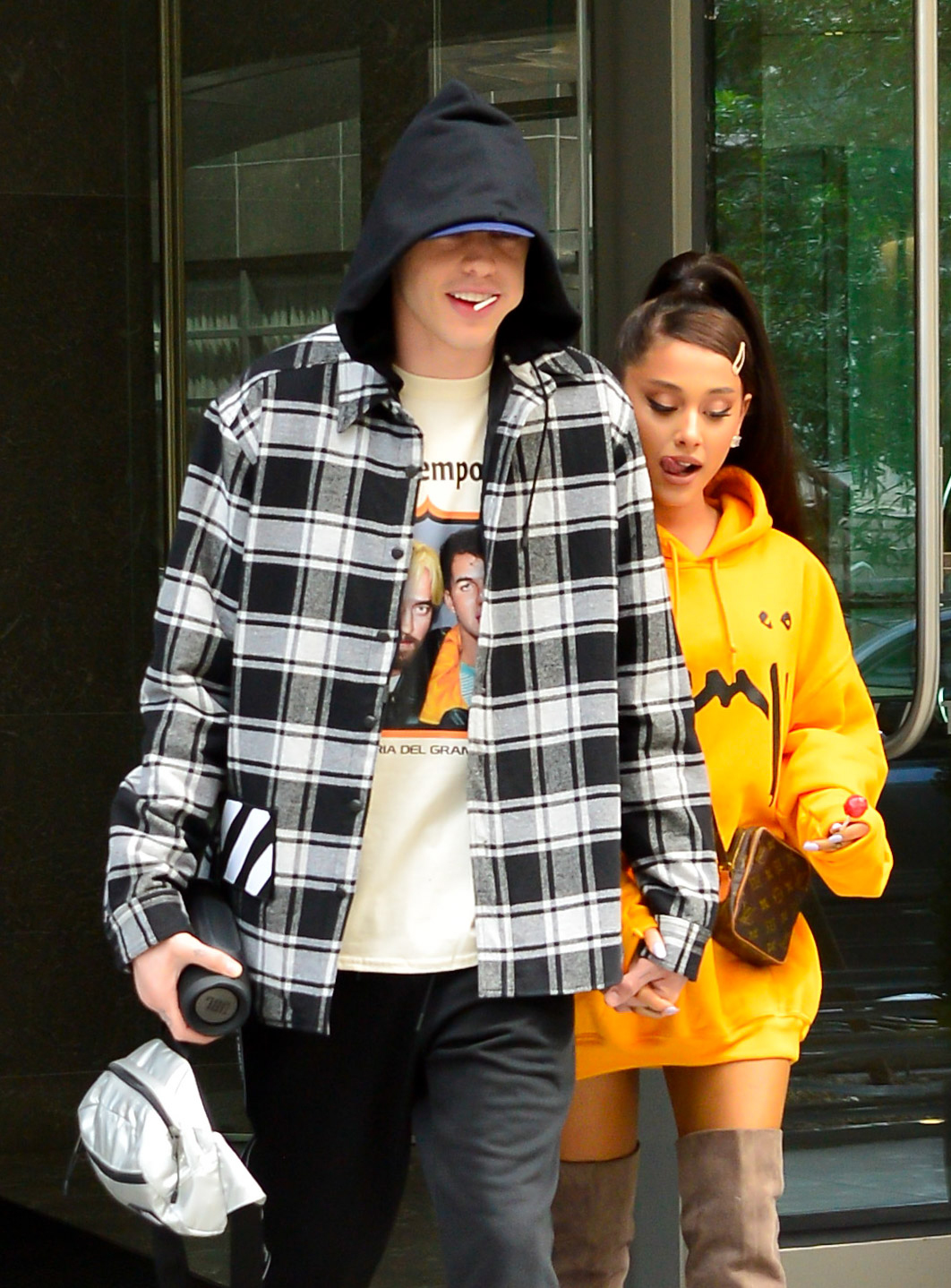 Ariana Grande and Pete Davidson