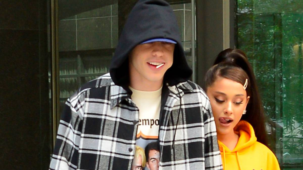 Ariana Grande and Pete Davidson