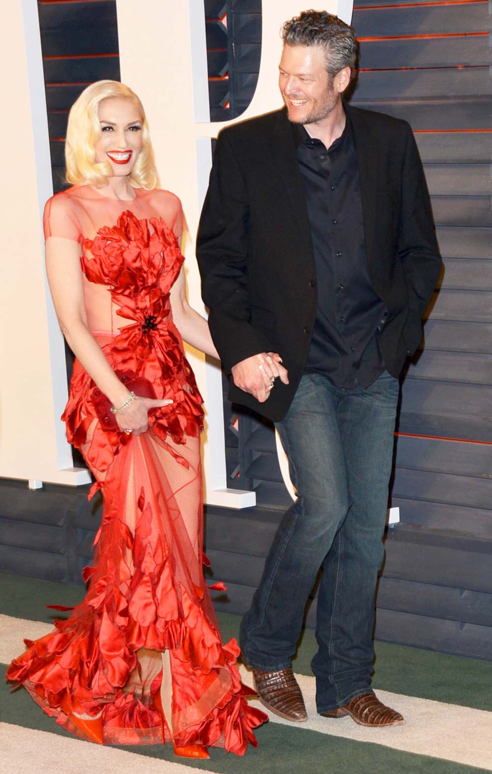 Gwen Stefani and Blake Shelton arrive at the 2016 Vanity Fair Oscar Party Hosted By Graydon Carter at Wallis Annenberg Center for the Performing Arts in Beverly Hills, California.
