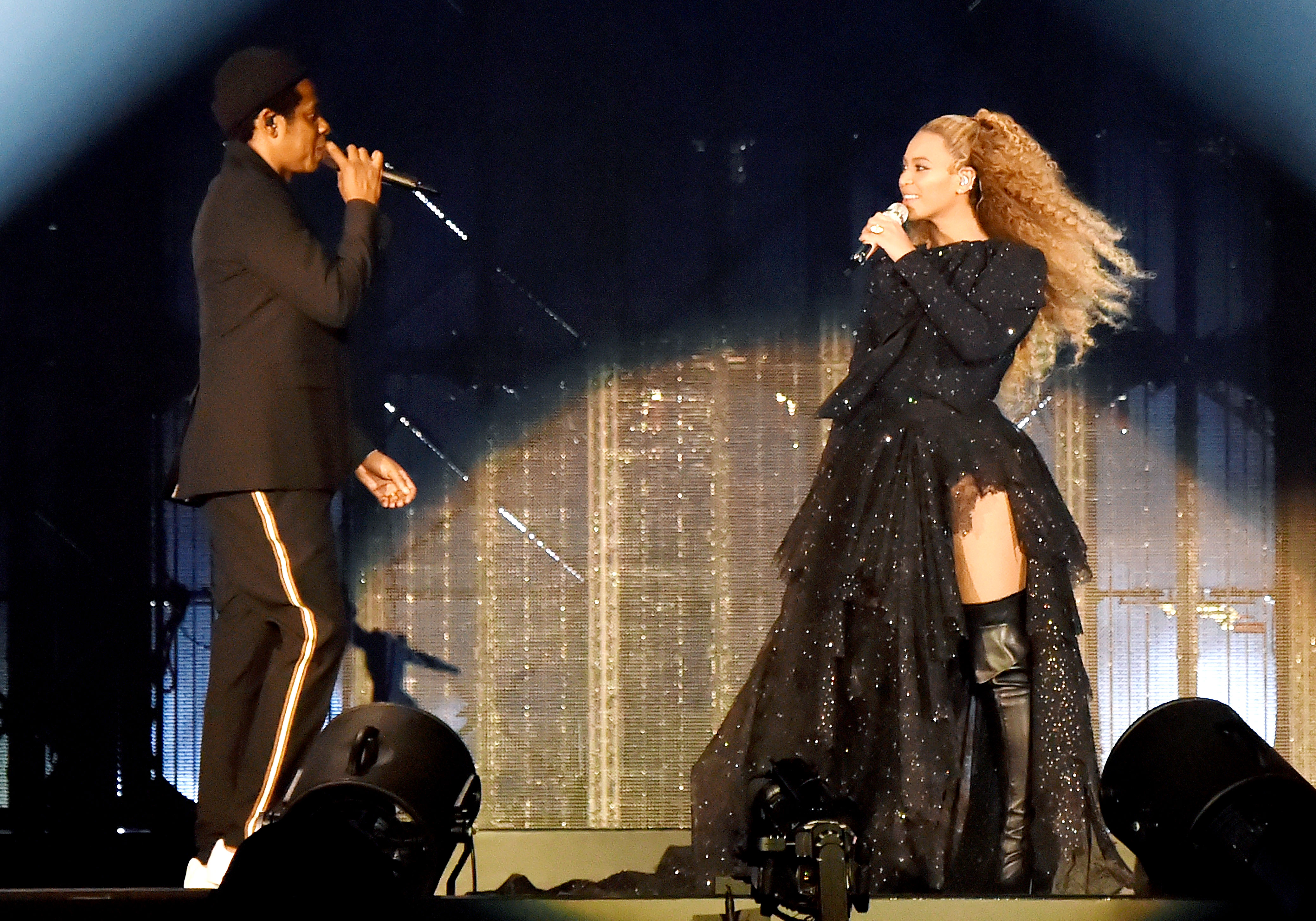 Beyonce ‘On the Run II’ Tour Costumes: Every Outfit | Us Weekly