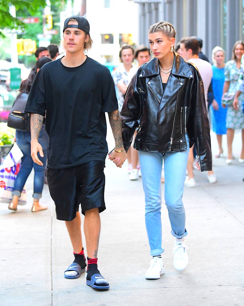 Justin Bieber and Hailey Baldwin Hold Hands on Romantic NYC Dinner