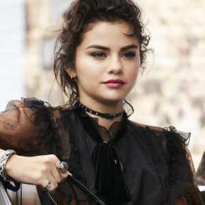 coach-selena gomez