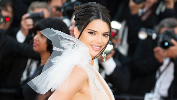 Kendall Jenner Fun Dating Life Ben Simmons