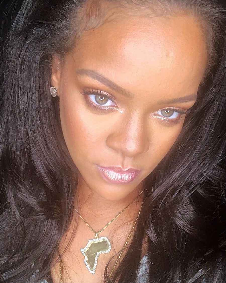 Buzz-O-Meter Rihanna Prismatic Lip Gloss