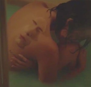 selena gomez porn in bathtub