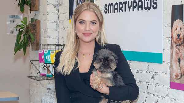 Ashley Benson, SmartyPaws