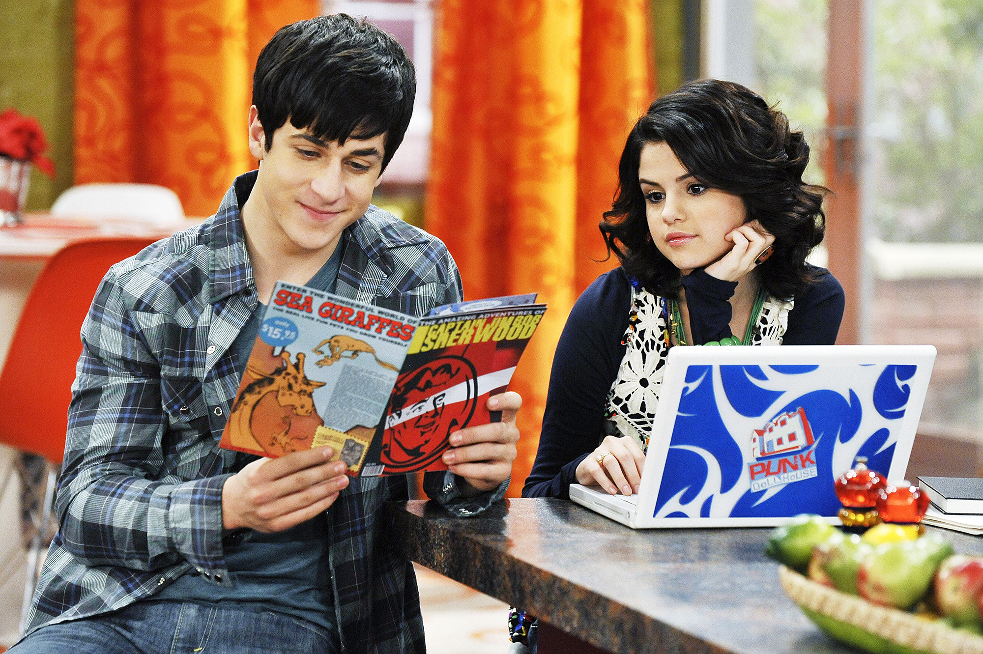 David Henrie Selena Gomez Wizards of Waverly Place