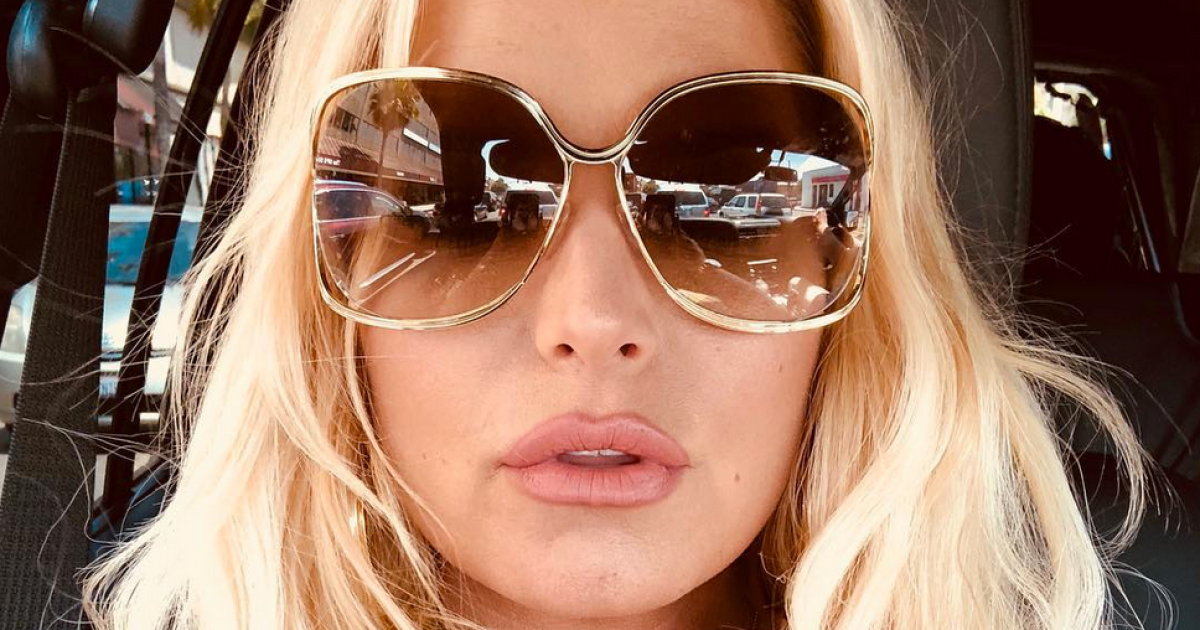Oversize Sunglasses Inspired by Jessica Simpson