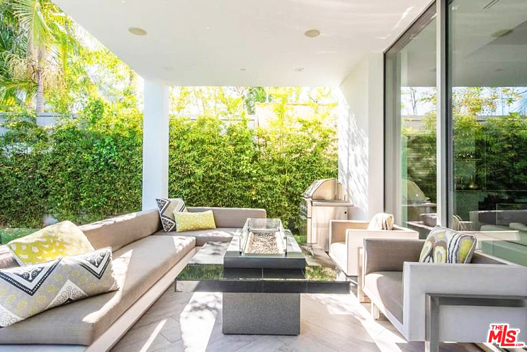 Kendall Jenner Ben Simmons West Hollywood Home Patio