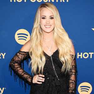 Carrie Underwood Toned Legs