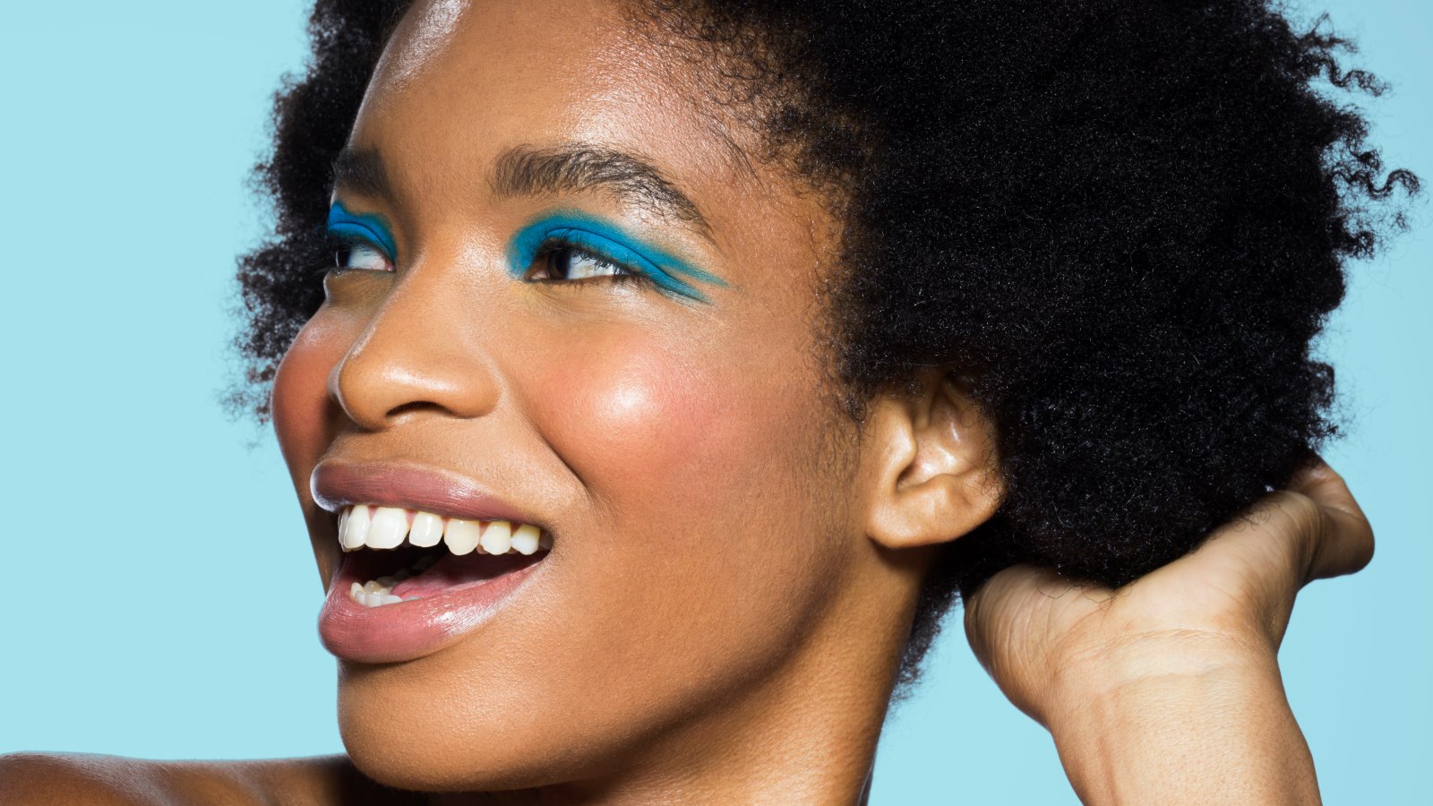 makeup face black woman natural hair