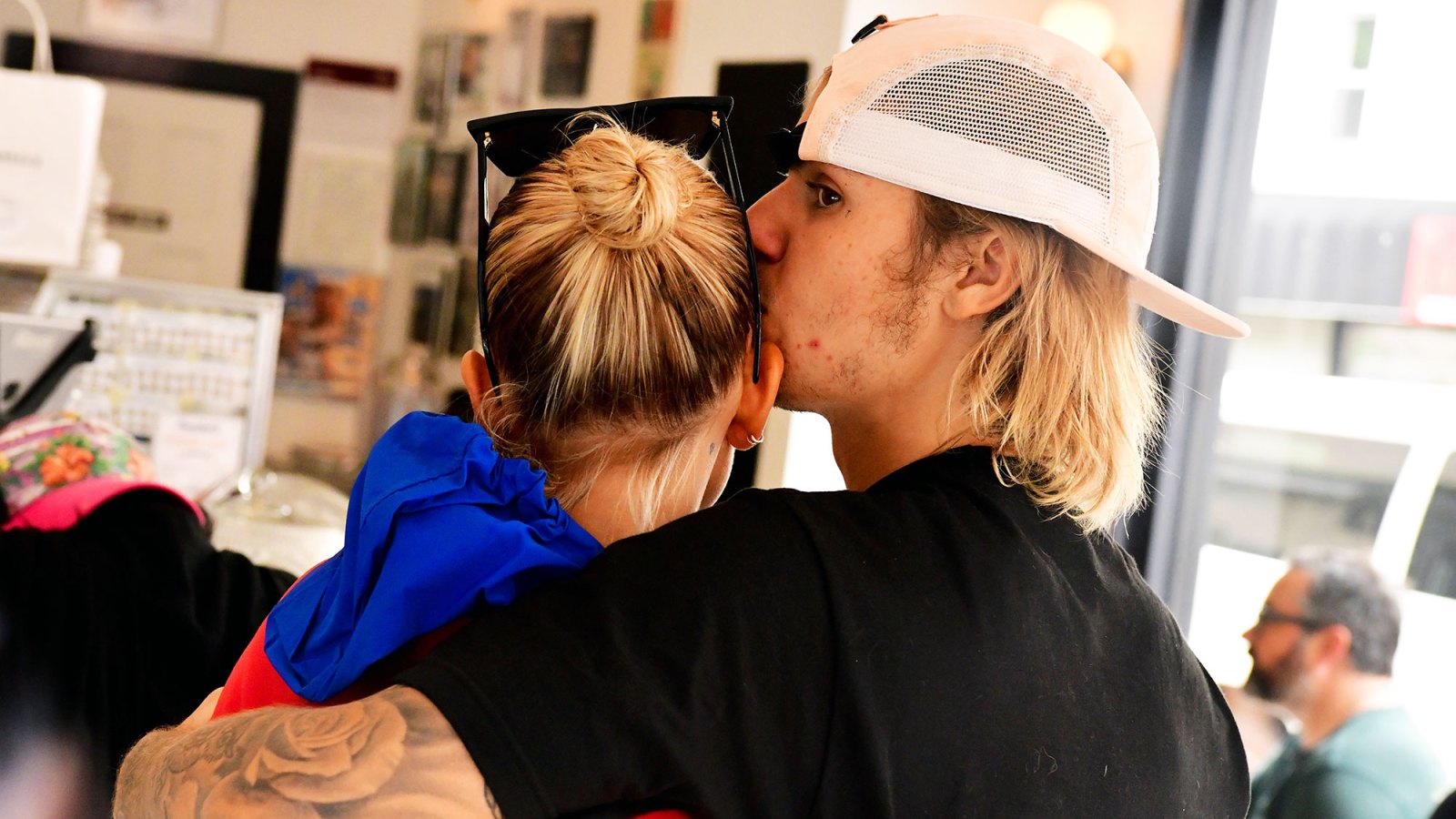 justin bieber hailey baldwin frankel's brooklyn new york