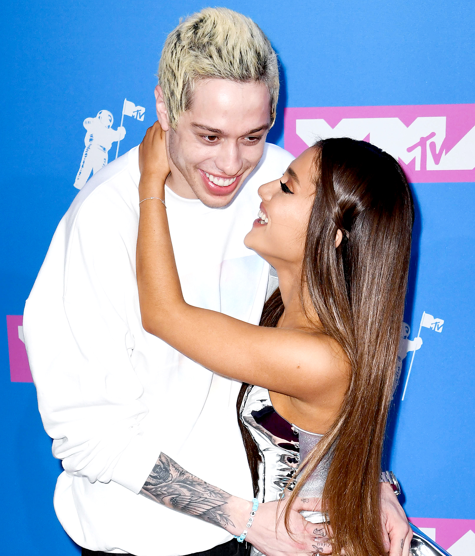 Hot Ariana Grande Porn - Ariana Grande: First Kiss With Pete Davidson 'Was So Dope'