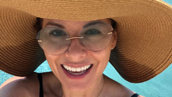 Debra Messing