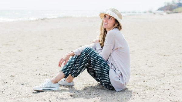 woman in leggings