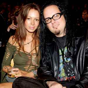 Jonathan-Davis-wife-Deven-death